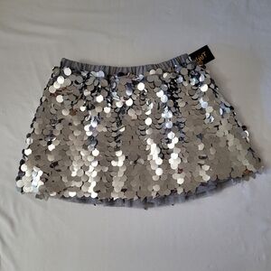SPIRIT HALLOWEEN NWT Silver Sequin Skirt Size L/XL